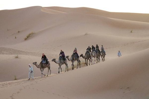 10 Conseils Essentiels pour une Expédition Mémorable dans le Désert du Sahara